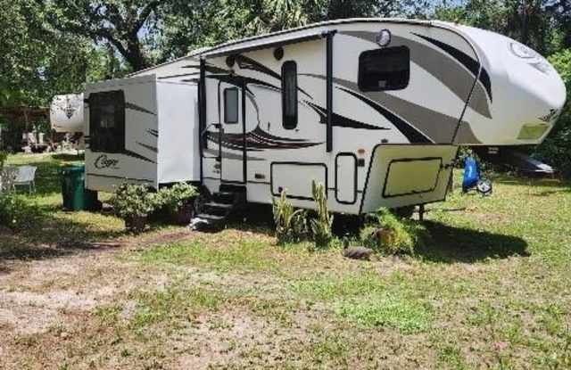 526 Canaveral Groves Boulevard photos photos