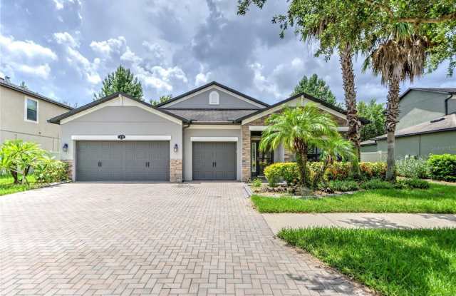 1122 OAKCREST DRIVE photos photos