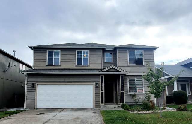 Graham 4bd, 2.5 bath home $3295 rent+$26.50 RBP+$3000 Dep Gallery 1