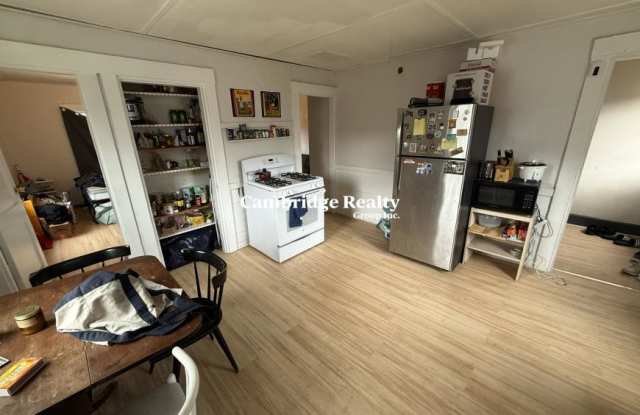117 Pleasant St. - 117 Pleasant Street, Cambridge, MA 02139