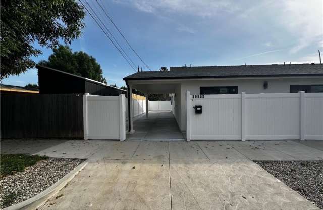 15952 Cohasset photos photos