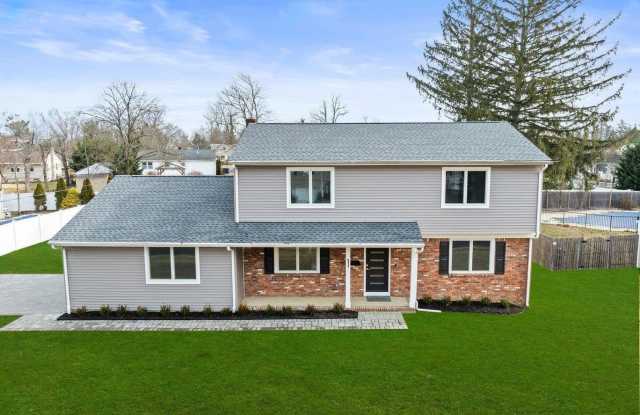 1 Robin Drive photos photos