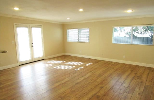 1621 E Baldwin Avenue - 1621 East Baldwin Avenue, Orange, CA 92865