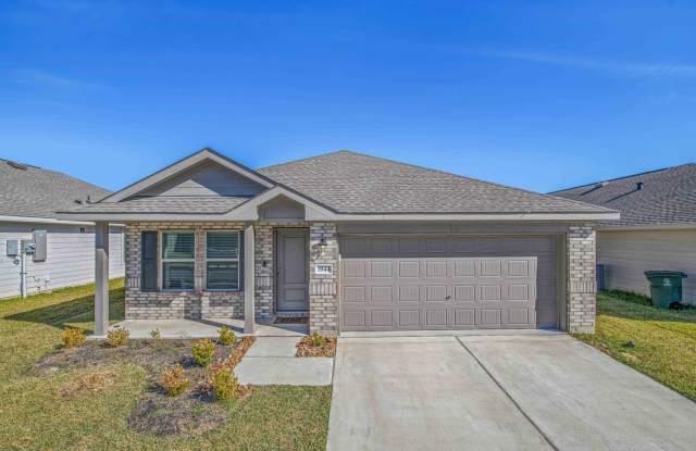 NEW HOME IN PLEASANT HILL AVAILABLE FOR DECEMBER MOVE IN! Gallery 1