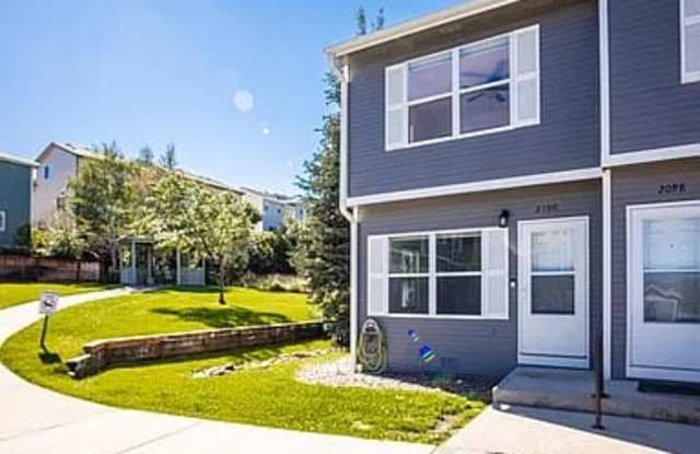 2100 Oakcrest Circle photos photos