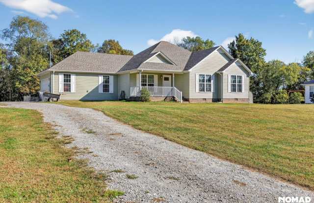 Spacious 4BR House in Pulaski - 2281 Franklin Hayes Road, Giles County, TN 38478 Spacious 4BR House in Pulaski - 2281 Franklin Hayes Road, Giles County, TN 38478
