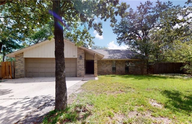 7807 Stonewall Court - 7807 Stonewall Court, College Station, TX 77845
