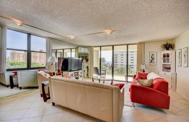 4600 S Ocean Boulevard Gallery 4