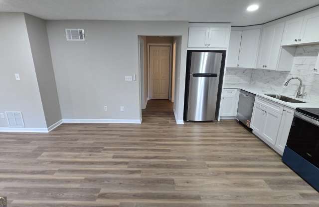 3025 Mangum Drive Gallery 3