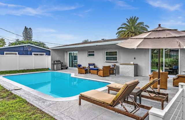 231 NW 21st Street - 231 Northwest 21 Street, Pompano Beach, FL 33060