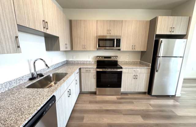 10001 Cedar Creek Dr. Gallery 1