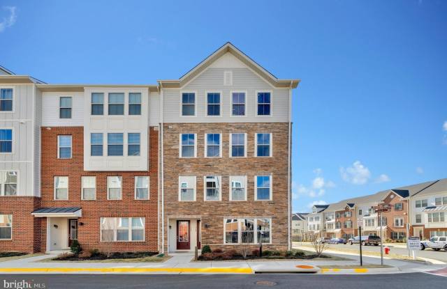 789 MOUNT AIRY TERRACE NE - 789 Mount Airy Terrace Northeast, Leesburg, VA 20176