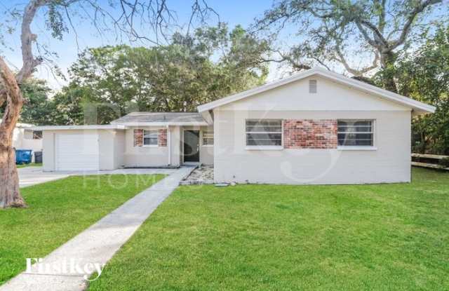 211 West 108th Avenue - 211 West 108th Avenue, Tampa, FL 33612