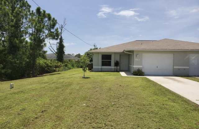 1118 Eisenhower Boulevard Gallery 1