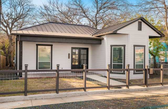 1219 Olive photos photos