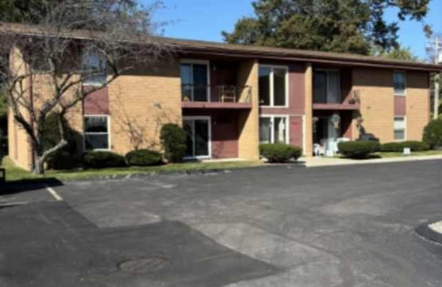 741 North Macomb Street - 8 photos photos