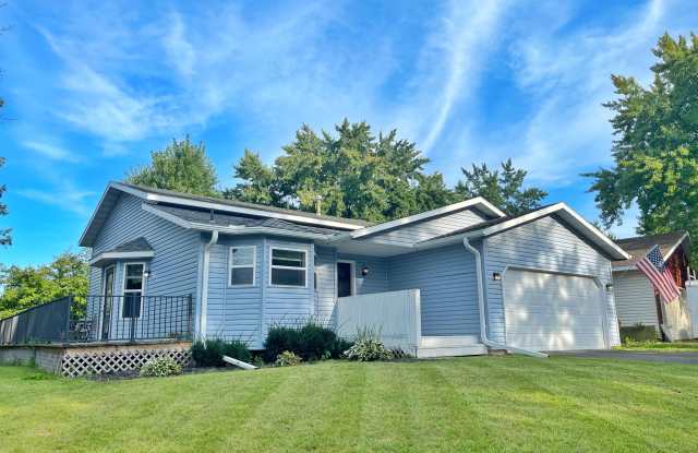 3111 Riverwood Dr photos photos