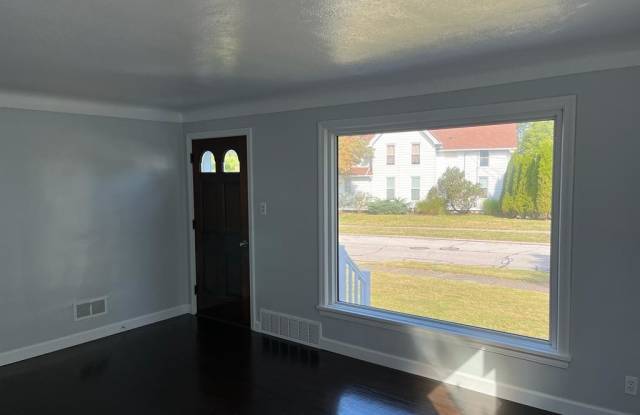 4003 Woodway Avenue Gallery 4