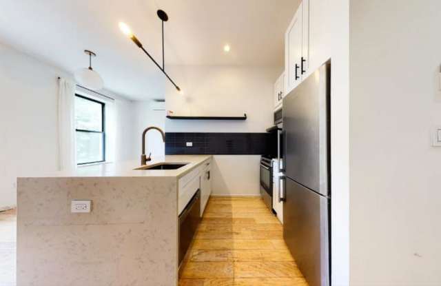 473 Central Park West Gallery 3