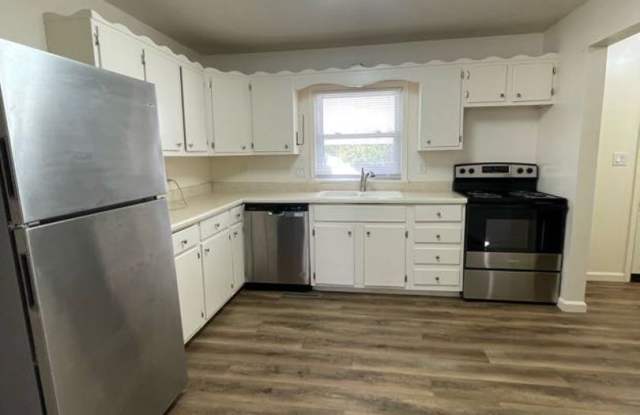 Charming home with a one car attached garage. Gallery 4