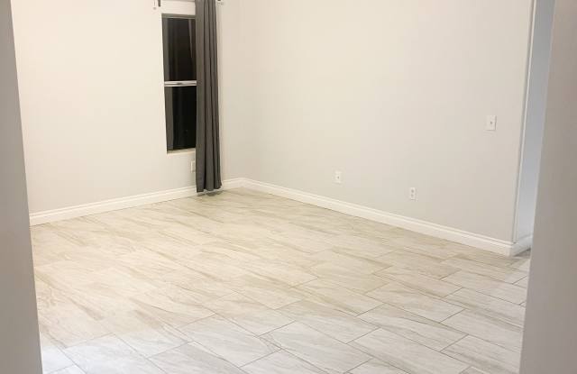 52560 Avenue Navarro Gallery 2