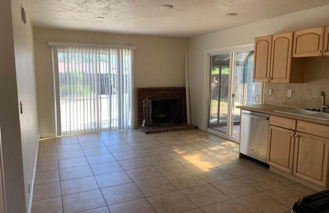 3014 Cottonwood Court Gallery 4