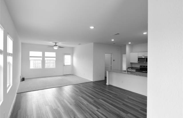 833 Lexington Lane Gallery 4