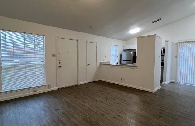 8846 Meadow Range Street - 1 Gallery 4
