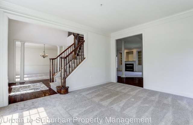 2703 Galeshead Drive Gallery 3