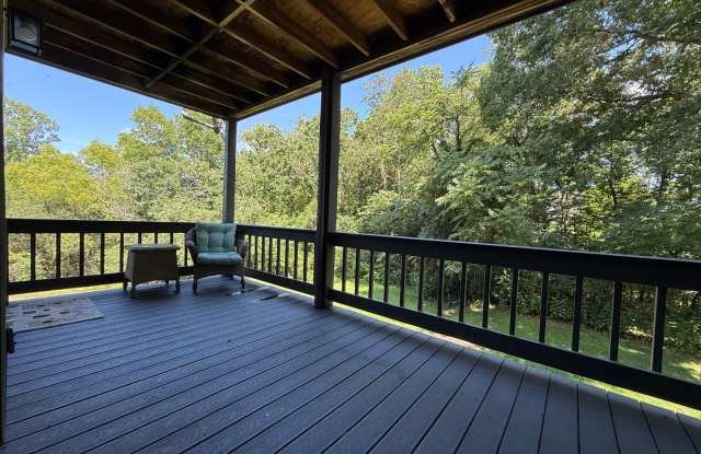 Condo in Lake Vista Gallery 3