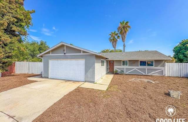 552 Luna Dr photos photos
