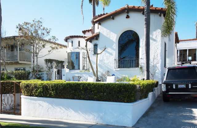 183 Crescent Bay Drive Gallery 2