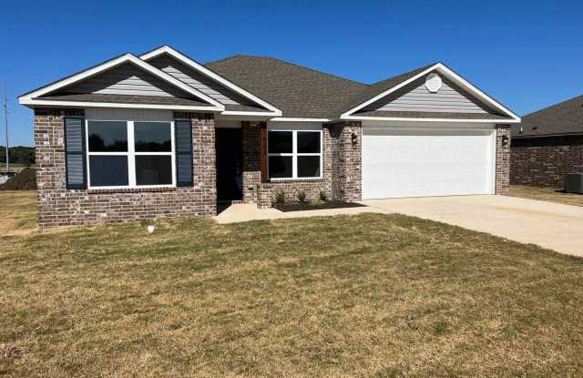 Now Leasing-Beautiful Brand New Homes-Carley Crossings - 907 West Tanner Drive, Benton County, AR 72761