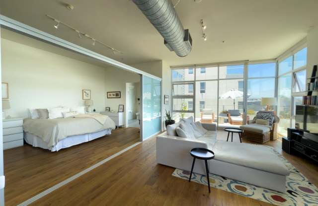 4080 Glencoe Avenue photos photos