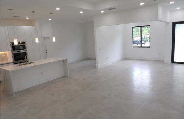 174 Ocean Park Drive Gallery 3