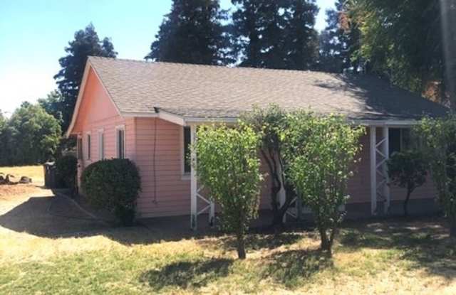 Charming home in center of town photos photos