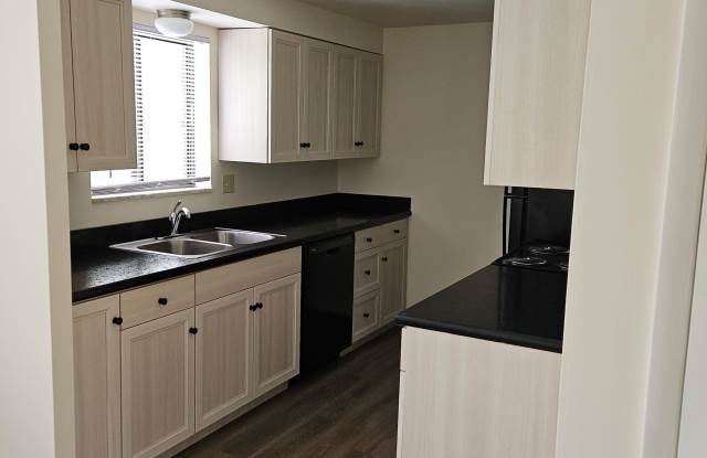 3807 Logans Ferry Road, Unit B-5 - 3807 Logan Ferry Road, Plum, PA 15239