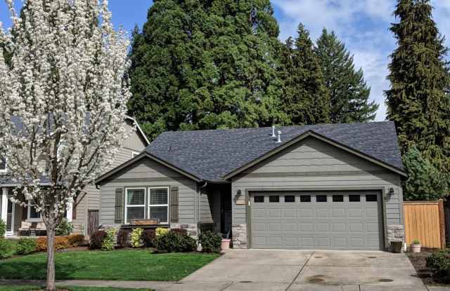 Spacious Three Bedroom Home in North Albany- Available Soon! photos photos