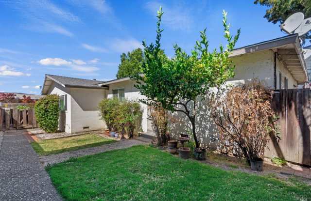 Single Story Benicia Duplex! photos photos
