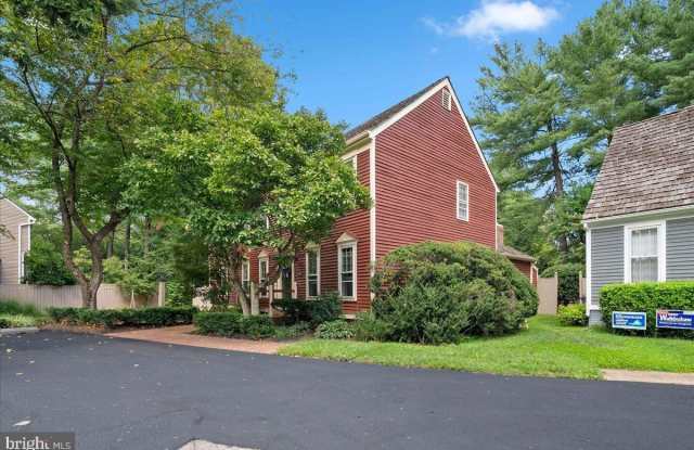 2085 COBBLESTONE Lane - 2085 Cobblestone Lane, Reston, VA 20191