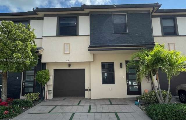 15955 NW 91st Ct - 15955 Northwest 91st Court, Miami Lakes, FL 33016