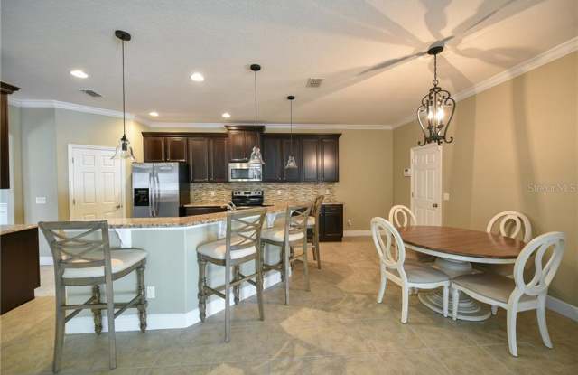 717 LANGSTON COURT Gallery 4