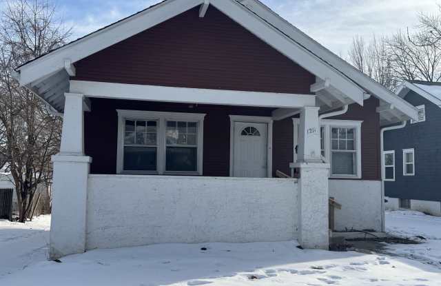 1211 Sheridan St - 1211 North Sheridan Street, Danville, IL 61832