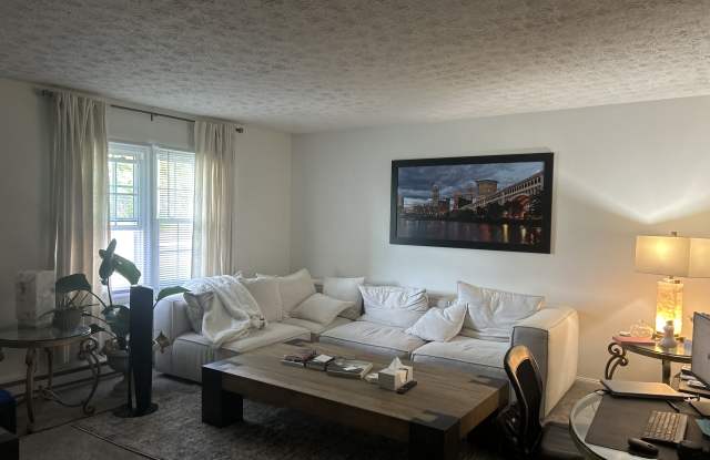 14268 Prospect Road Gallery 3