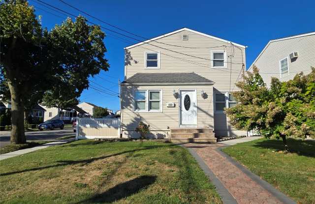 153 Barwick Boulevard photos photos