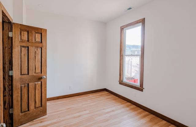 413 West Mineral Street - Upper photos photos 413 West Mineral Street - Upper photos photos