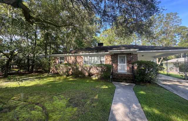 2/2/ Close to Downtown Savannah photos photos 2/2/ Close to Downtown Savannah photos photos
