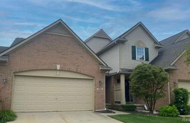 1344 WAVERLY Drive - 1344 Waverly Drive, Oakland County, MI 48386