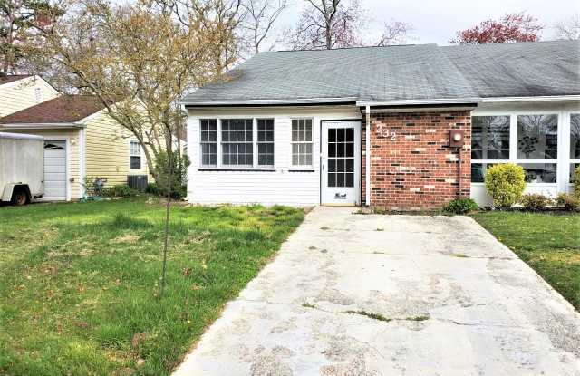 232 LEXINGTON DRIVE - 232 Lexington Drive, Mystic Island, NJ 08087