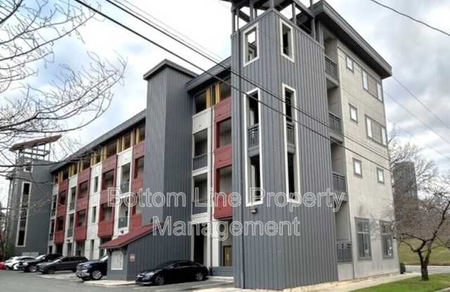 514 W 10th St photos photos